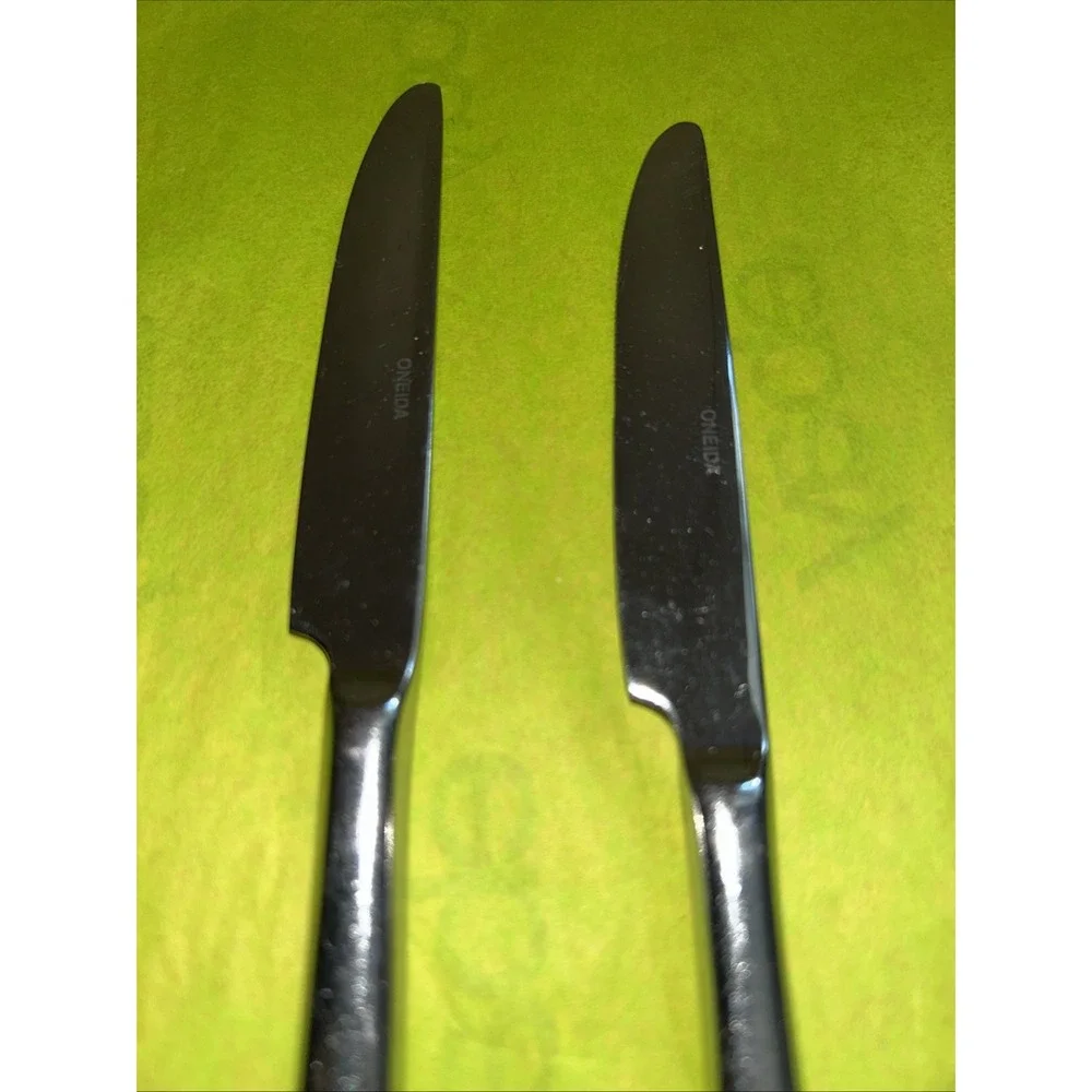 oneida stainless flatware‎ Lot 2 Table Knife Knives